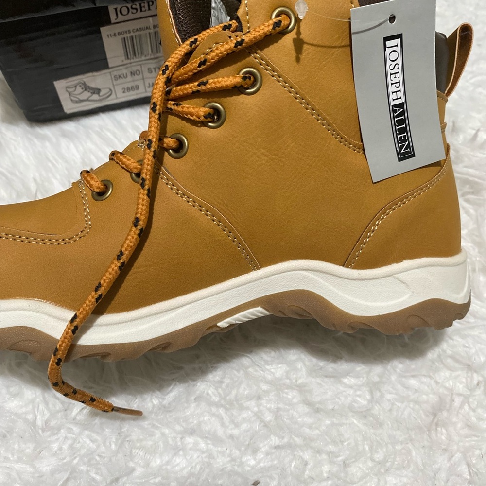 Boys casual boots